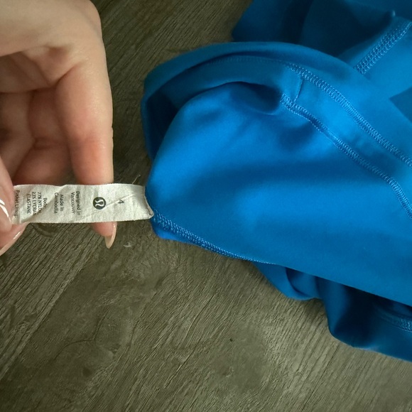 Lululemon Athletica Vibrant Blue Bike Shorts - Picture 3 of 4